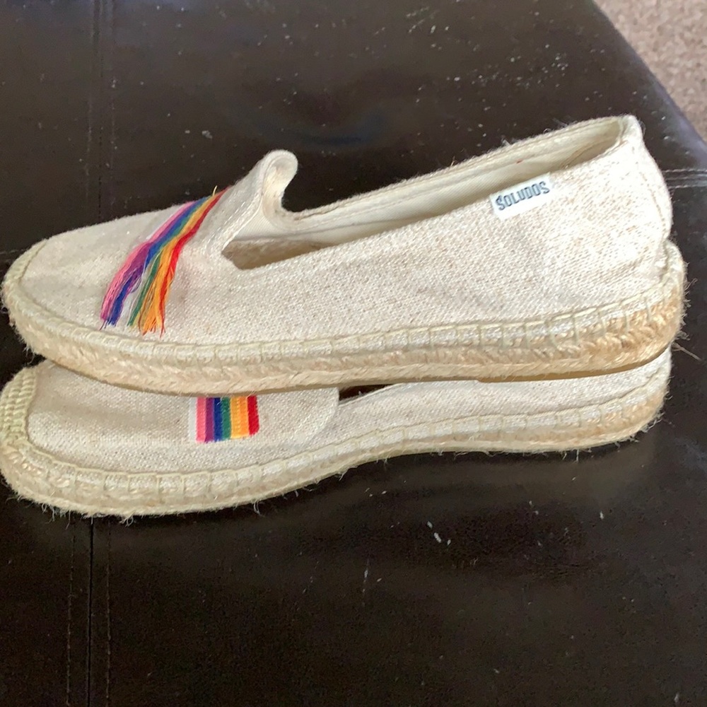 Slip on flats